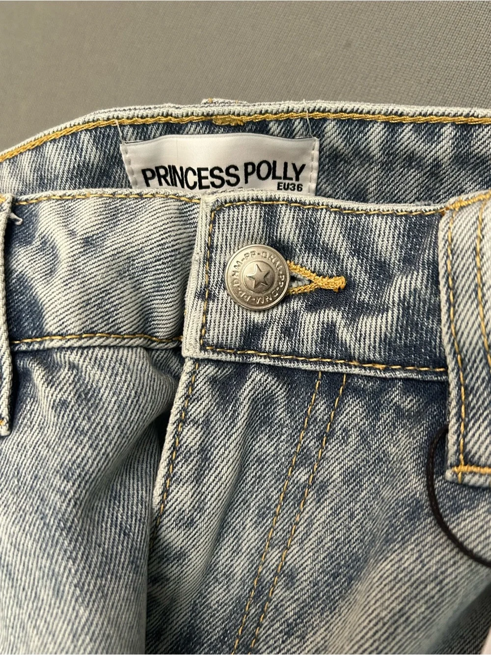 Princess Polly NWT High-Rise Wide Leg Women Jeans - Light‎ Wash
